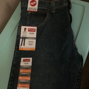 2 brand new pair of boys wrangler jeans
